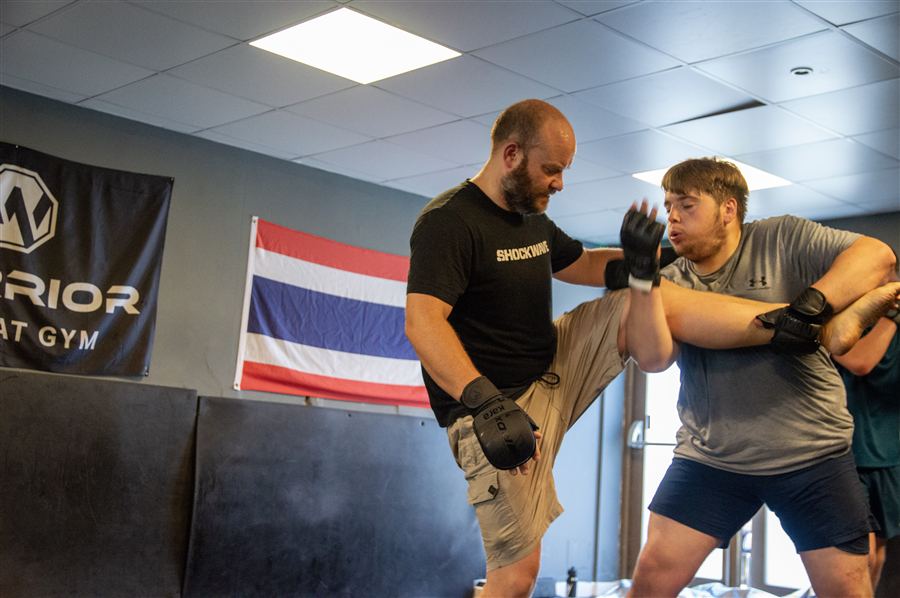 Clinch work coaching at Warrior Combat Gym